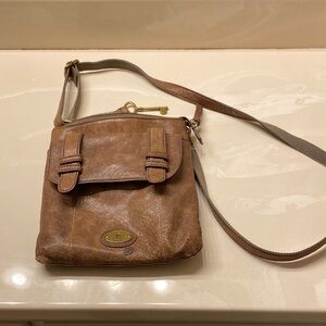 Fossil- Brown Leather Crossbody Bag, 10x 8 1/2. Gently used.